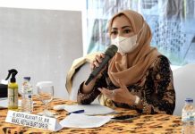 Novita Wijayanti: Tingkatkan Pelayanan, Bandara Sentani Butuh Dukungan Wakil Ketua Badan Urusan Rumah Tangga (BURT) DPR RI Novita Wijayanti di sela-sela mengikuti Kunjungan Kerja BURT DPR RI dalam rangka pengawasan pelaksanaan pelayanan JOUMPA Airport VVIP Service and Lounge di Bandara Sentani, Jayapura, Papua, Minggu (26/12/2021). Foto: Sofyan/Man