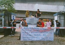 Aliansi Lintas Lembaga Mahasiswa Gerunduk Kantor BPK Perwakilan Sulsel, Diduga Auditor Terima Suap Alinsi Lintas Lembaga Mahasiswa Gerunduk Kantor BPK Perwakilan Sulsel, Diduga Auditor Terima Suap