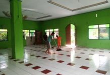 Sambut Pergantian Tahun, ini Aktifitas Gerakan Pemuda Bulu Ulaweng Gerakan Pemuda Bulu Ulaweng (GEPBUL) Menyabut Pergantian Tahun Dengan Aksi Sosial Bersih - Bersih Masjid Di Desa Bulu Ulaweng Kecamatan Patimpeng Kabulaten Bone. Jumat, (31/12)