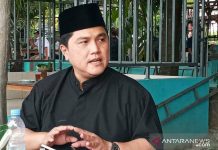 Erick Thohir: Sektor Ekonomi dan Keuangan Syariah Mampu Bertahan di Tengah Pandemi COVID-19 Menteri BUMN Erick Thohir