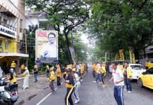 Munafri dan Melinda Aksa Luncurkan Golkar Sehat Peluncuran program Golkar Sehat dan Teras Kuning ini dihadiri langsung Ketua DPD II Golkar Munafri Arifuddin didampingi Melinda Aksa Mahmud