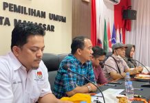Pemutahiran Data Pemilih Berkelanjutan Bulan Desember 2021 KPU Makassar KPU kota Makassar menggelar keterangan persnya terkait dengan Pemutakhiran Data Pemilih Berkelanjutan di kantor KPU Makassar Jl. Raya Perumnas Antang, Manggala. Selasa, (04/01/2021)