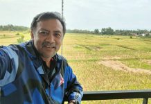 Bung Moel Memang Setia Menjadi Suara Kritis Terhadap Almamaternya Andi A Mallarangeng Dosen Unhas 1987-2000.