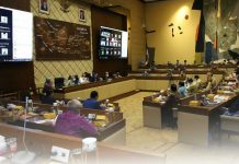 Sah, Pemilu 14 Februari 2024 dan Pilkada 27 November 2024 Komisi II DPR RI bersama Bawaslu, KPU, dan Kemendagri telah menyepakati pelaksanaan Pemilu pada tanggal 14 Februari 2024 dan Pilkada pada tanggal 27 November 2024. Keputusan ini diambil dalam Rapat Dengar Pendapat yang dilaksanakan pada Senin (24/01/2022).