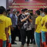 Kunjungi Lapas Bulukumba, ini Harapan Edy Manaf Wakil Bupati H. Andi Edy Manaf saat menghadiri kegiatan rehabilitasi sosial, Kamis, 27 Januari 2022, di Aula Lapas IIA Bulukumba.