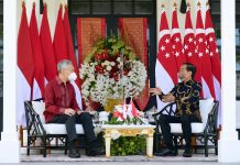 Pengamat Minta DPR DPR Berhati hati Meratifikasi Perjanjian Kerja Sama Militer dengan Singapura Presiden RI Joko Widodo (Jokowi) dan Perdana Menteri (PM) Singapura Lee Hsien Loong, lakukan pertemuan birateral Selasa (25/01/2022) lalu, di Kabupaten Bintan, Kepulauan Riau.