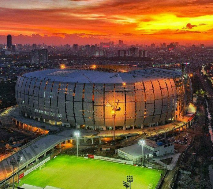 Jakarta International Stadium di Papanggo, Tj. Priok, Kota Jkt Utara, Daerah Khusus Ibukota Jakarta