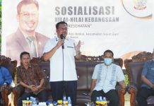 Sosialisasi Nilai-nilai Kebangsaan di Maros Baru, Muzayyin Ajak Warga Bangun Kebersamaan Wakil Ketua DPRD Provinsi Sulawesi Selatan, Muzayyin Arif melakukan Sosialisasi Nilai-nilai Kebangsaan dengan Tema "Kesehatan" di Kelurahan Baju Bodoa, Kecamatan Maros Baru, Minggu (30/1/2022).