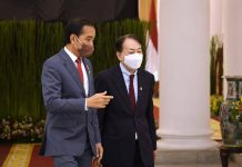 Presiden Jokowi Menerima Kunjungan Pimpinan ADB Presiden Jokowi menerima kunjungan pimpinan ADB, Jumat (18/02/2022), di Istana Kepresidenan Bogor, Jawa Barat. (Foto: BPMI Setpres/Lukas)