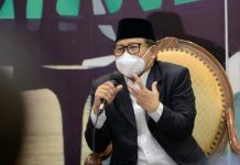 NU-Muhammadiyah Contohkan Islam Damai dan Toleran di Dunia, Gus Muhaimin: Layak Raih Nobel Wakil Ketua DPR RI Koordinator Bidang Kesejahteraan Rakyat (Korkesra) Muhaimin Iskandar dalam konferensi pers di Media Center DPR RI, Gedung Nusantara II, Senayan, Jakarta, Rabu (16/2/2022). Foto: Andri