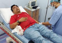 Sempat Buron, Pelaku Pemukulan Terhadap Ketum KNPI Menyerahkan Diri Ketum DPP KNPI Haris Pertama saat menjalani pemeriksaan kesehatan usai dirinya dipukul OTK beberapa waktu lalu.