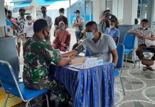 Lantamal XI Terus Gelar Vaksinasi dalam Memutus Penyebaran Covid-19 Pangkalan Utama TNI Angkatan Laut (Lantamal) XI Merauke dan jajaran terus melaksanakan vaksinasi di daerah-daerah yang menjadi wilayah kerjanya. Rabu, (2/2)