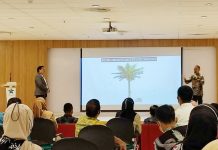 Tokoh Literasi Sulsel BAK Bicara di Forum Konsultasi Daerah dan Perpusnas Kepala Perpustakaan Nasional Muhammad Syarif Bando, Sepanggung dengan Tokoh Literasi Bachtiar Adnan Kusuma, di Perpustakaan Nasional, Kamis 3/2 di Lt 4 Perpustakaan Nasional, Jl.Merdeka Selatan