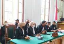 Mantan Kadis Kesehatan Makassar Didakwa Korupsi dan Mengatur Proyek RS Batua Tim Jaksa Penuntut Umum Kejati Sulsel dan Kejari Makassar saat membacakan Dakwaan Kasus Korupsi RS Batua, Senin 31 Januari 2022.