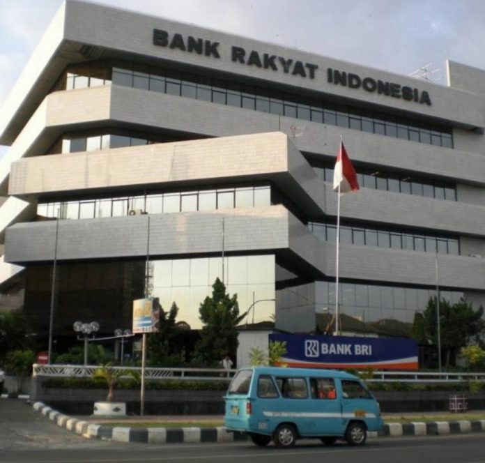 Salah satu kantor Bank BRI Wilayah KANWIL Makassar Jl Achmad Yani No. 8, Kota Makassar, Sulawesi Selatan - 90174