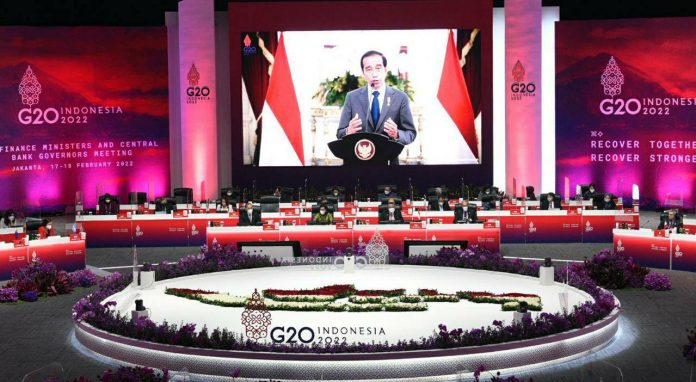 Presiden Jokowi saat membuka the 1st Finance Ministers and Central Bank Governors Meeting – G20, secara virtual, Kamis (17/02/2022). (Foto: Pool/Antara)