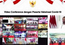 Presiden Jokowi Sampaikan Pentingnya Sinergi Semua Pihak Dalam Percepatan Vaksinasi Presiden Jokowi meninjau pelaksanaan vaksinasi secara virtual, Kamis (17/02/2022). (Sumber: Tangkapan Layar)