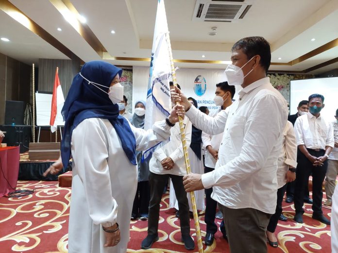 Asosiasi Sarjana dan Praktisi Administrasi Perkantoran Indonesia (ASPAPI) Wilayah Sulawesi Selatan menggelar Pelantikan di Hotel Remcy, Minggu, 19 Februari 2022.