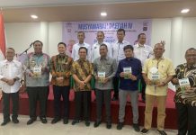 Sejumlah Nama-Nama Besar Masuk Pengurus DPD LPM Sulsel , BAK: Mereka Penuh Pengalaman Para dewan pembina dan penasihat DPD LPM Provinsi Sulsel , diantaranya Chaidir Syam, Amir Uskara, Andi Patarai Amir, Andi Muhammad Irfan AB, Moh.Hasan bersama Ketua DPD LPM Sulsel