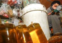 Harga Sembako Meroket, Nasdem: Pemerintah Dengar Jerita Rakyat Minyak curah di pasar tradisional