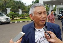 Petinggi Partai NasDem Minta Kemenag Ubah Logo Halal Ketua DPP Partai Nasdem Effendy Choirie