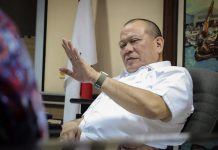 Peringatan KAA, LaNyalla Harap China Beri Kelongaran Kepada Sri Lanka Melalui Skema Restrukturisasi Utangnya Ketua DPD RI AA Lanyalla Mattalitti menerima Audiensi dari Pengurus Dewan Pimpinan Pusat Himpunan Pengusaha Bugis Indonesia, di Jakarta, Senin (14/3/2022) malam