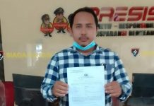 BMI Resmi Lapor Pendeta Saifuddin Ibrahim ke Mapolda Sulsel Pengurus BMI Andi Haryono saat melapor resmi Pendeta Saifuddin Ibrahim ke Mapolda Sulsel. Kamis, (17/3)