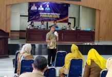 Chaidir Syam: Maros Jadi Surga Buku, BAK Semangati Peserta Workshop Menulis Buku Ketua Harian DPD LPM Provinsi Sulsel, Bachtiar Adnan Kusuma, menerima SK DPD LPM Provinsi Sulsel dari Sekjend DPP LPM RI, Mukhradis Hadi KJ, Selasa 22 Maret 2022 di Restauran CLB Mappaoddang Makassar