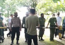 Koalisi Lintas Lembaga Laporkan PT. JAS Mulia di KLHK Rafik dari Koalisi Lintas lembaga Mendatangi Kantor KLHK melaporkan untuk PT. Jas mulia terkait dengan limbah sawit. Kamis, (24/3)