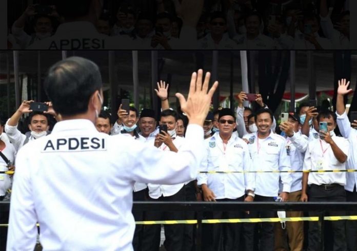 FOTO: Presiden Jokowi hadir di acara Silatnas Apdesi di Istora Senayan, Jakarta, Selasa (29/3/202)/Net