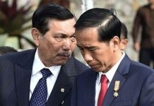 Presiden Jokowi Larang Jajarannya Bicara Penundaan Pemilu, Luhut Siap Patuh FOTO: Presiden Republik Indonesia, Joko Widodo dan Menteri Koordinator Bidang Kemaritiman dan Investasi, Luhut Binsar Pandjaitan/Net
