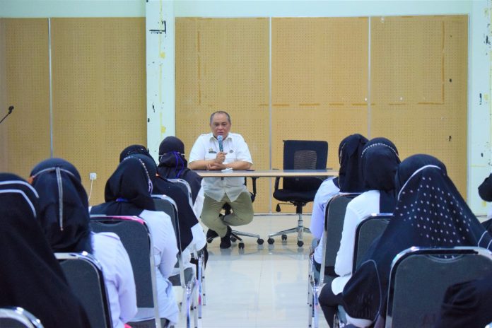 FOTO: Rumah Sakit Umum Daerah (RSUD) H. Andi Sulthan Daeng Radja Bulukumba, kembali menggelar pertemuan akreditasi rumah sakit. Pertemuan di lantai 3 gedung IGD RSUD Bulukumba, Rabu 6 April 2022.