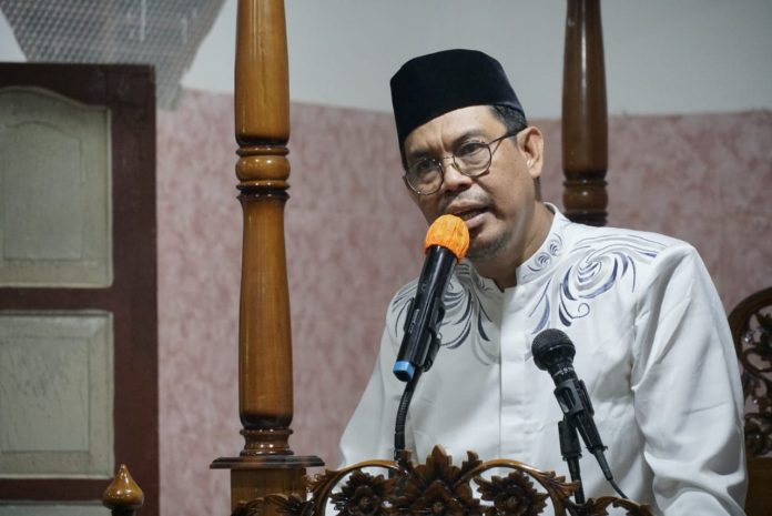 FOTO: Wakil Bupati Andi Edy Manaf melanjutkan Safari Ramadan di Desa Batang, Kecamatan Bontotiro, Kamis 7 April 2022.