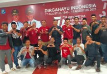 Terima Bikers Custom, Andi Utta Minta Bantu Edukasi Remaja untuk Tidak Balapan Liar FOTO: Puluhan pengurus pencinta motor klasik dan custom yang tergabung dalam Komunitas Bikers Custom Bulukumba menemui Bupati Muchtar Ali Yusuf di Pendopo Rumah Jabatan Bupati, Kamis malam, 7 April 2022.