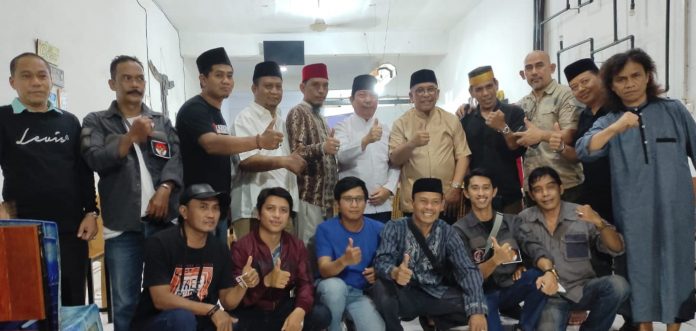 FOTO: Mantan Walikota Makassar DPP Patonro Indonesia Mengadakan Acara Buka Puasa Bersama Sabtu, 9 April 2022.