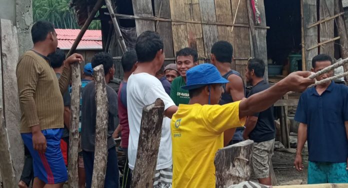 FOTO: Penduduk di Desa Garaupa Raya, Kecamatan Pasilambena, Kepulauan Selayar, Sulawesi Selatan.