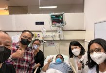Usai Dijenguk Pendiri PSI, Ade Armando: Saya Justru akan Semakin Gila Setelah ini FOTO: Ade Armando saat dijenguk Grace Natalie/Net