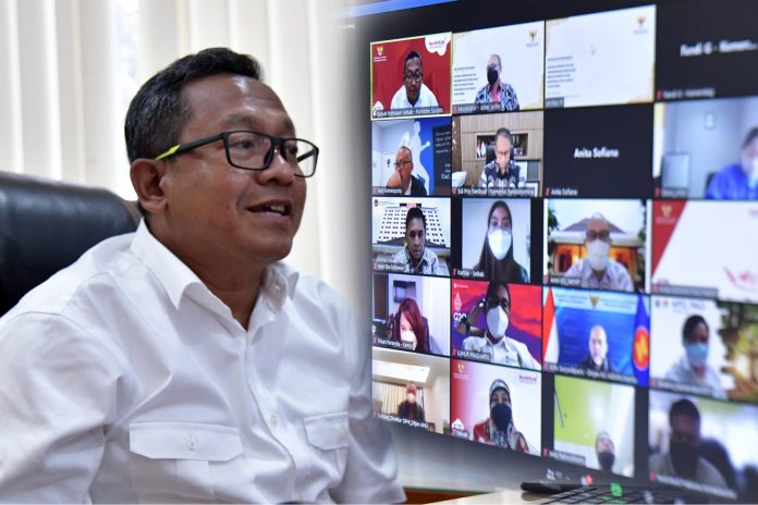 IMG-20220413-WA0094 FOTO: Deputi Bidang Polhukam Setkab Purnomo Sucipto membuka DKT “Agenda Prioritas dan Sinkronisasi Kebijakan Menuju Keketuaan Indonesia pada ASEAN Tahun 2023”, Selasa (12/04/2022) pagi, secara hibrid. (Foto: Humas Setkab/Rahmat)