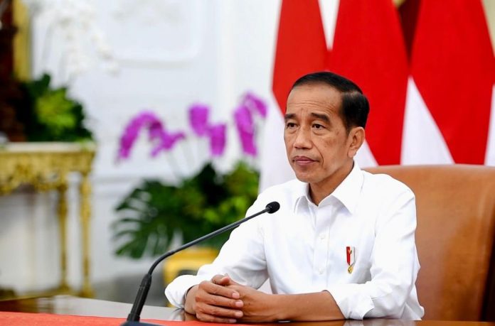 FOTO: Presiden RI Joko Widodo (Jokowi) menyampaikan pemerintah 1memutuskan kebijakan pelarangan ekspor bahan baku minyak goreng (Migor) dan minyak goreng