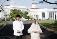 Presiden Jokowi Salat Idulfitri di Yogyakarta Presiden Jokowi dan Ibu Iriana (Foto: BPMI Setpres/Lukas)