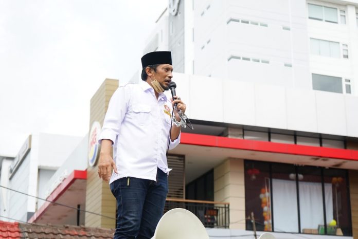 FOTO: Ketua Umum Brigade Muslim Indonesia, Muhammad Zulkifli saat menggelar Aksi Demostrasi di Makassar