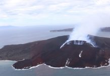 Kepala BNPB Imbau Masyarakat dan Pemda Tingkatkan Kesiapsiagaan FOTO Udara Kondisi Gunung Anak Krakatau, Kamis (28/04/2022). (Foto: BNPB/M Arfari Dwiatmodjo)