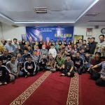Yasir Machmud dapat Pujian Komisaris Utama Selama Memimpin PT. SCI FOTO: Pimpinan dan Karyawan PT. Sulsel Citra Indonesa (Persoeroda Sulsel) saat menggelar buka puasa bersama. Sabtu, (30/4/2022)