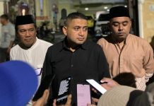 Appi Gelar Bukber Bareng Pewarta, Target Partai Golkar Rebut Kembali Ketua DPRD Makassar FOTO: Ketua DPD II Partai Golkar Makassar Munafri Arifuddin saat didampingi H. Ruslan Fungsionaris Partai dan Andi Suharmika Anggota Fraksi Partai Golkar DPRD Makassar dalam kesempatan lainnya.