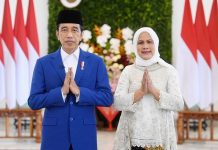 Presiden Jokowi dan Ibu Iriana Sampaikan Ucapan Selamat Idulfitri 1443 H Presiden Jokowi dan Ibu Iriana (Foto: BPMI Setpres)