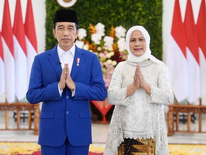 Presiden Jokowi dan Ibu Iriana (Foto: BPMI Setpres)