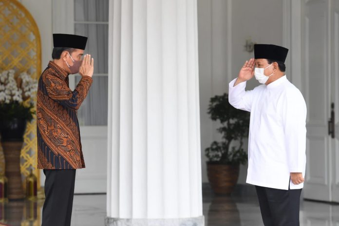 FOTO: Presiden Jokowi dan Menhan Prabowo bersilaturahmi di Gedung Agung, Istana Kepresidenan Yogyakarta, Senin (02/05/2022). (Foto: BPMI Setpres/Lukas)