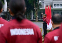 Presiden Jokowi Lepas Kontingen Indonesia ke SEA Games Vietnam FOTO: Acara Pelepasan Tim Indonesia Menuju SEA Games XXXI Vietnam 2021, di Halaman Istana Merdeka, Jakarta, Senin (09/05/2022). (Proprrty Seskab)