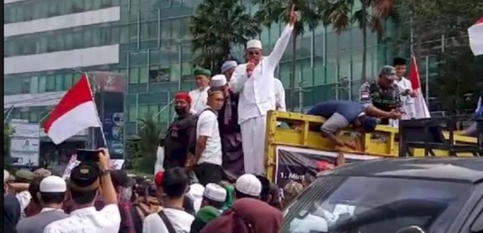 FOTO: Unjuk rasa Aliansi Ormas Islam protes pengusiran Ustaz Abdul Somad dari Singapura/RMOLSumut