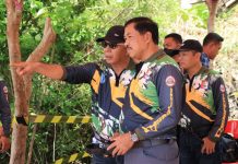 Ketum PB Perbakin Buka Even Menembak Internasional di Bulukumba FOTO: Bupati Bulukumba Muchtar Ali Yusuf saat bersama Ketua Umum Pengurus Besar Persatuan Menembak dan Berburuh Indonesia (PB.Perbakin) Letnan Jenderal (Letjen) TNI Joni Supriyanto membuka kegiatan Indonesia International Long Range Grand Prix ke-2 Seri 3 di Dusun Bakung-bakung, Desa Lembanna, Kecamatan Bonto Bahari, Kabupaten Bulukumba, Sulsel, Sabtu, 21 Mei 2022.